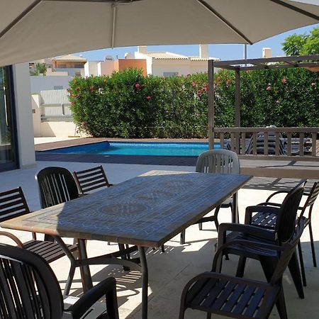 Luxury City Villa Olivia 10 - 15 Min To The Beach Oura, Private Swimming Pool อัลบูเฟรา ภายนอก รูปภาพ